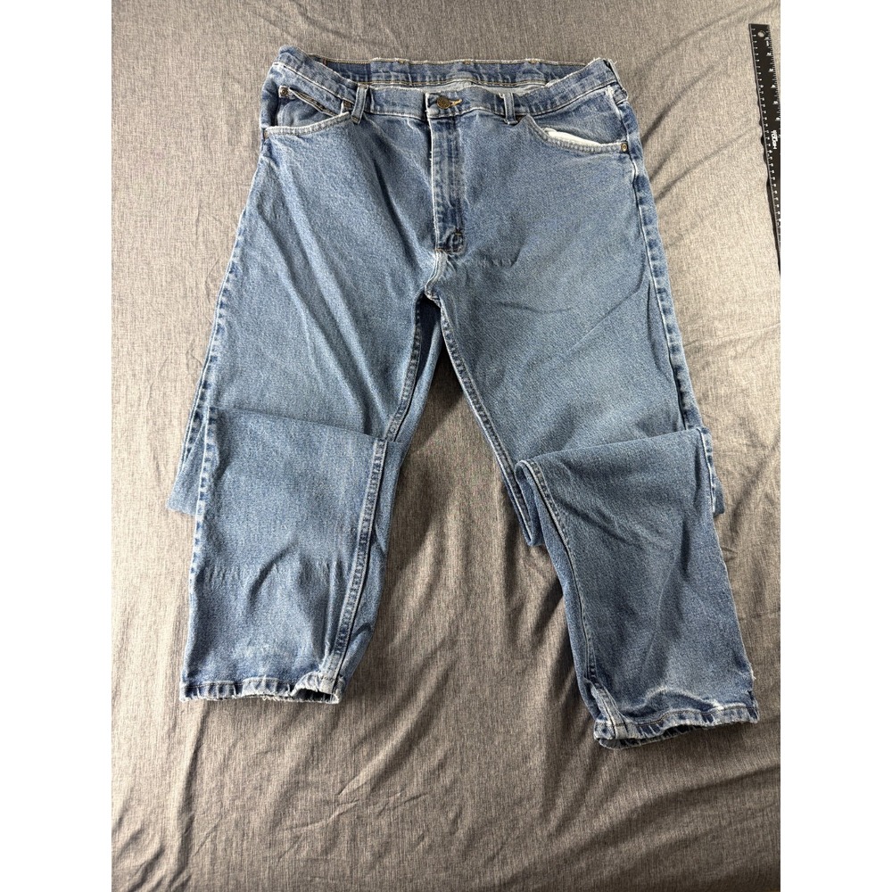 Wrangler Mens Jeans 38x32 Regular Fit Blue Denim Classic 5 Pocket Pants